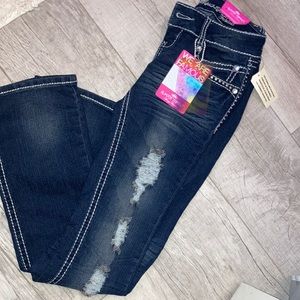 Almost famous jeans new with tags! Size 3 bootcut.